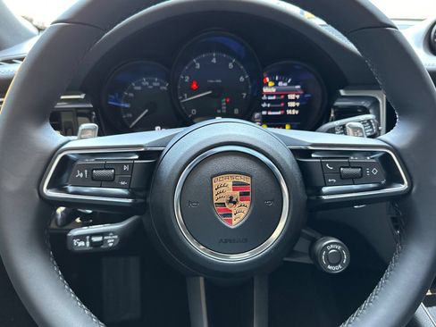 Used 2026 Porsche Macan AWD/4WD image 29