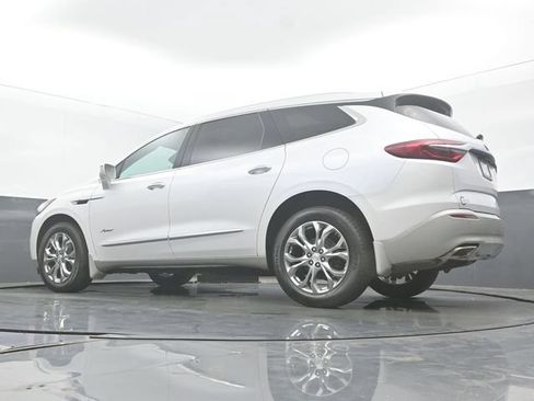 Used 2019 Buick Enclave Avenir w/ Avenir Technology Package AWD/4WD image 48