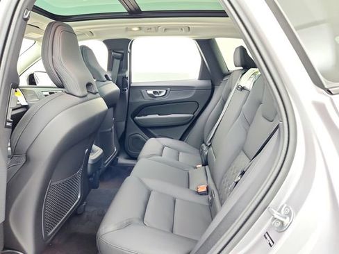 New 2026 Volvo XC60 B5 Plus w/ Climate Package image 28