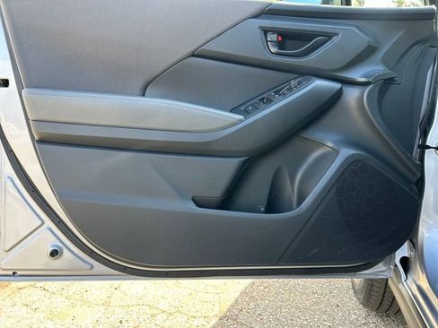 Used 2024 Subaru Crosstrek 2.0i Premium AWD/4WD image 13