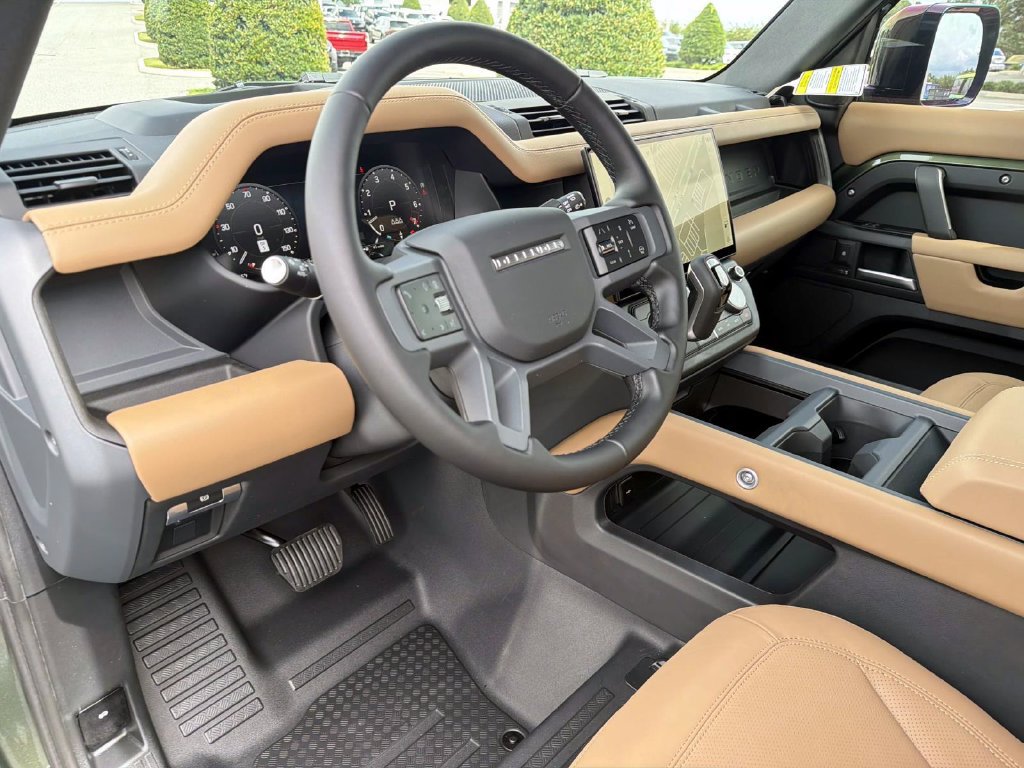 New 2026 Land Rover Defender 110 X-Dynamic SE AWD/4WD image 20
