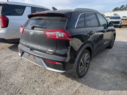 Used 2018 Kia Niro Touring image 3