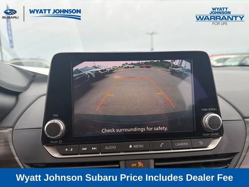 Used 2024 Nissan Altima 2.5 SV FWD image 26