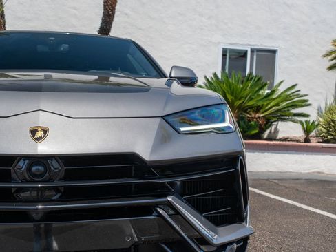 Used 2024 Lamborghini Urus Performante AWD/4WD image 38