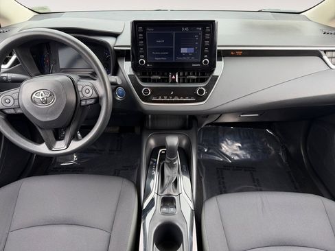 Certified 2022 Toyota Corolla LE image 10