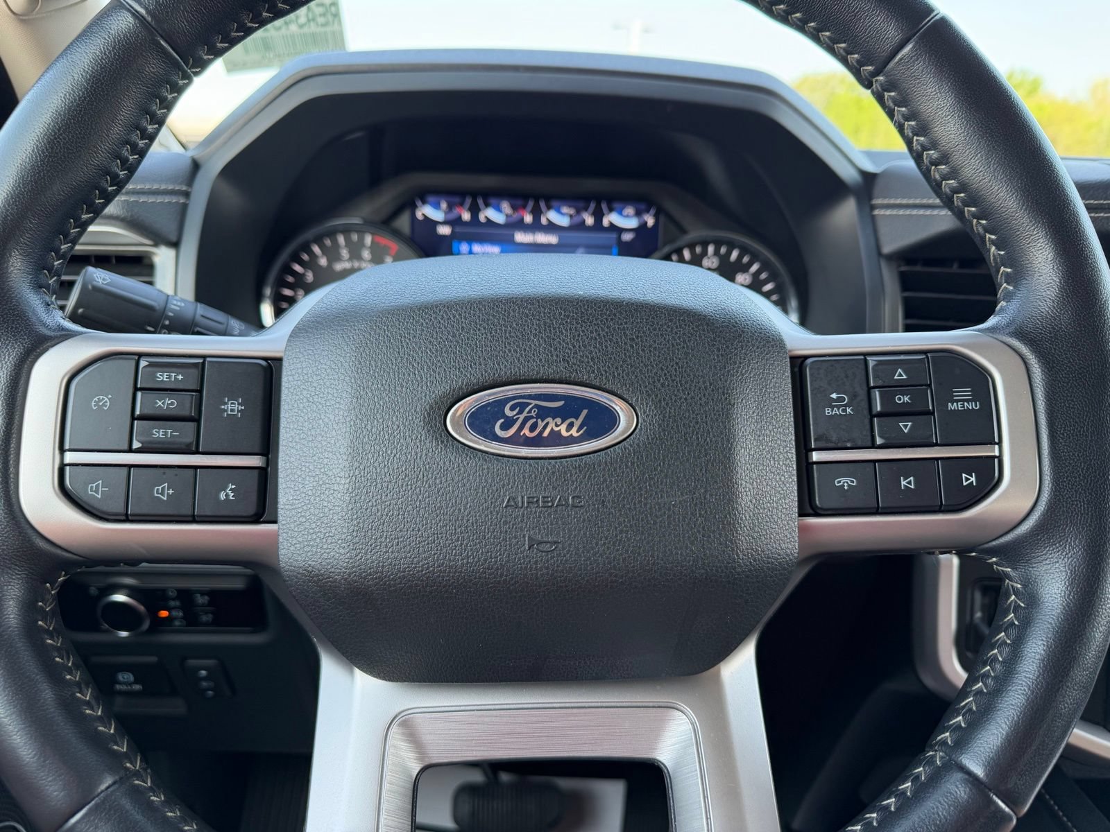 Used 2024 Ford Expedition XLT AWD/4WD image 21