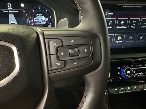 Used 2024 GMC Sierra 1500 AT4 w/ Technology Package AWD/4WD image 12
