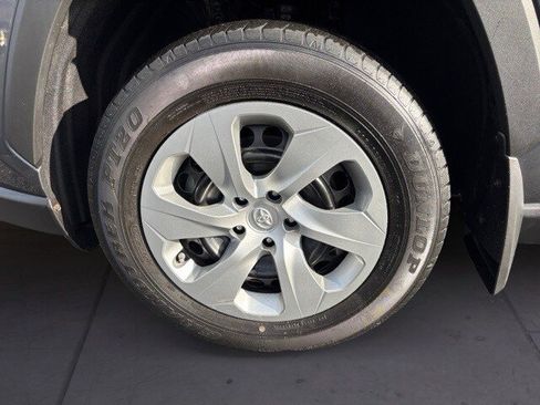 Used 2023 Toyota RAV4 LE image 9