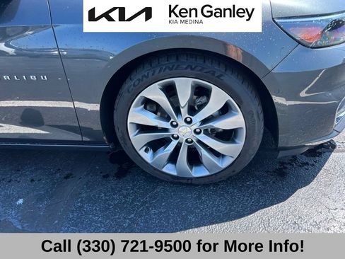 Used 2016 Chevrolet Malibu Premier w/ Driver Confidence Package II FWD image 19