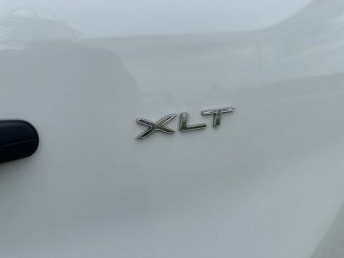 Used 2024 Ford Transit 350 XLT RWD image 6