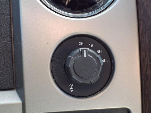 Used 2014 Ford F150 Lariat w/ Equipment Group 502A Luxury image 21