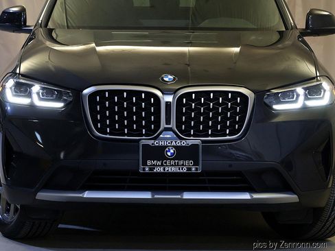 Certified 2023 BMW X4 xDrive30i w/ Premium Package image 6