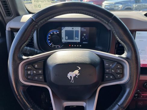 Used 2023 Ford Bronco Wildtrak AWD/4WD image 16