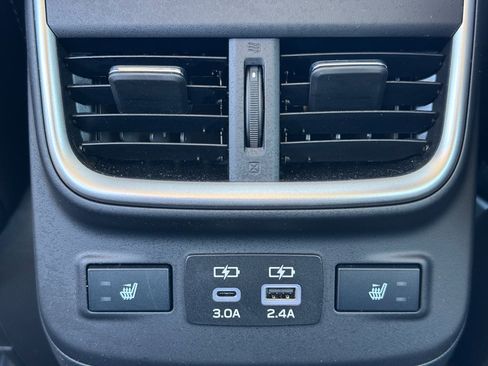 Certified 2024 Subaru Legacy Limited image 17