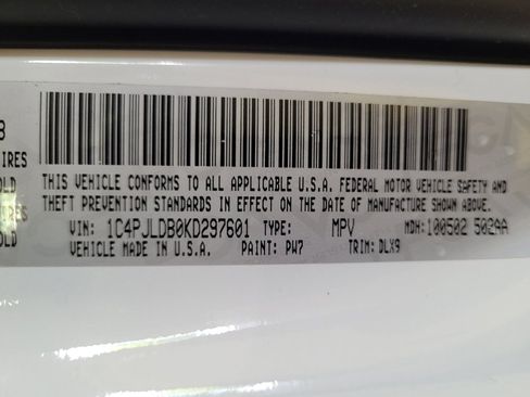 Used 2019 Jeep Cherokee Limited FWD image 33