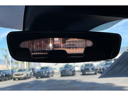 Used 2020 MAZDA MAZDA3 Hatchback w/ Preferred Package image 24