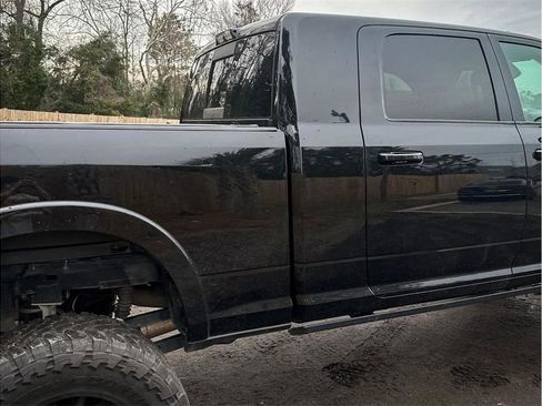 Used 2020 RAM 2500 Laramie AWD/4WD image 14
