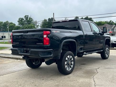 Used 2022 Chevrolet Silverado 2500 Custom w/ Custom Value Package AWD/4WD image 6