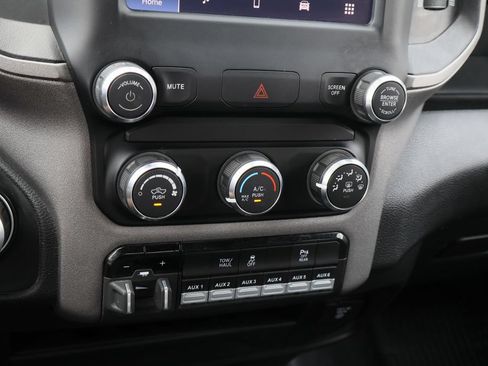 Used 2022 RAM 2500 Tradesman AWD/4WD image 18