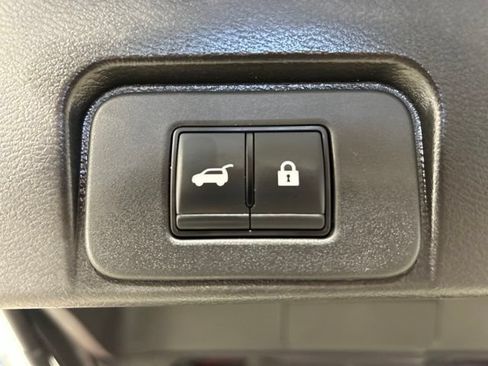 Used 2023 Nissan Rogue SL w/ SL Premium Package AWD/4WD image 22