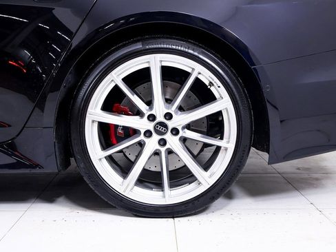 Used 2024 Audi RS 6 performance w/ Executive Package image 25