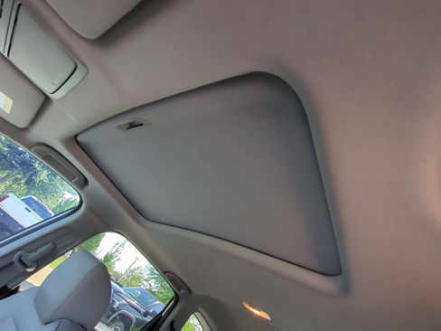Used 2022 Honda CR-V Touring image 19