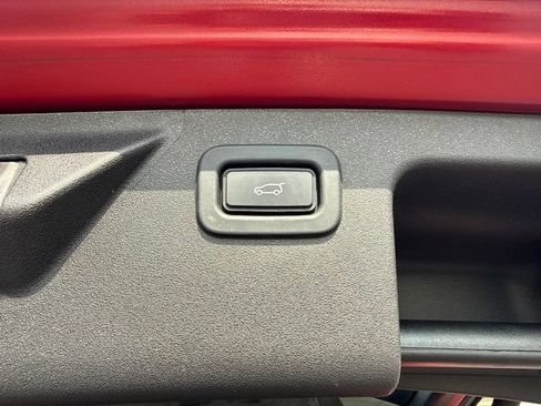 Used 2022 Land Rover Discovery Sport S R-Dynamic AWD/4WD image 33