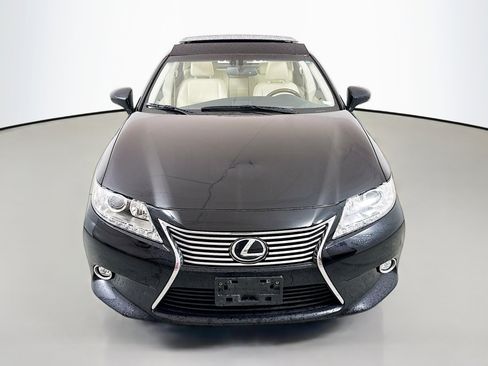 Used 2014 Lexus ES 350 w/ Ultra Luxury Package image 2