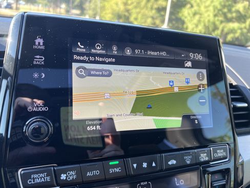Used 2018 Honda Odyssey Elite image 21