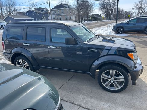 Used 2011 Dodge Nitro Detonator w/ Chrome Accents Group image 5