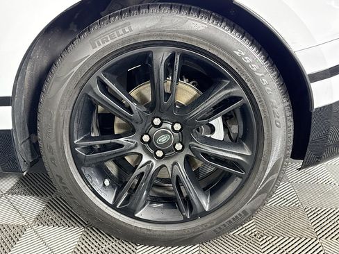Used 2018 Land Rover Range Rover Velar R-Dynamic SE image 36