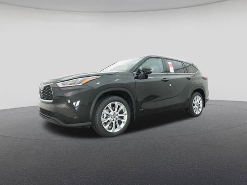 New 2026 Toyota Highlander Limited image 17