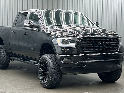 Used 2022 RAM 1500 Big Horn image 7