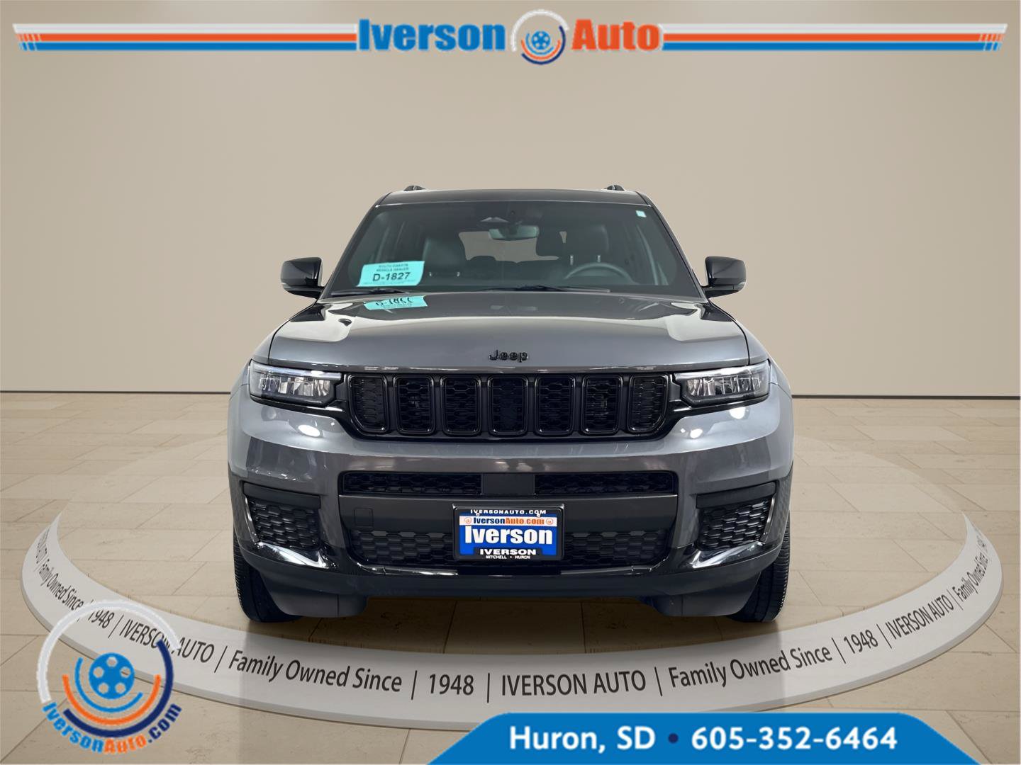 Used 2024 Jeep Grand Cherokee L Altitude AWD/4WD image 3