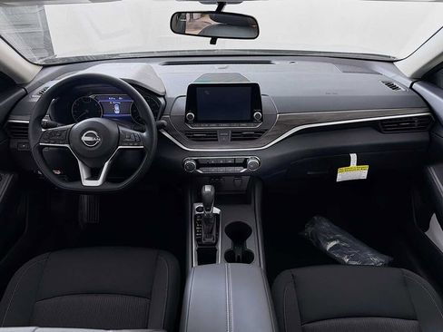 New 2026 Nissan Altima 2.5 SV FWD image 8