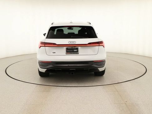 Certified 2024 Audi Q8 e-tron Premium AWD/4WD image 5