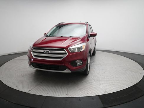 Used 2018 Ford Escape SE w/ SE Sync 3 Package AWD/4WD image 12