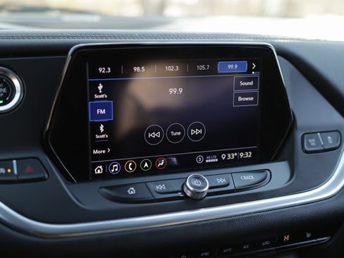 Used 2020 Chevrolet Blazer LT w/ Sound & Technology Package image 12