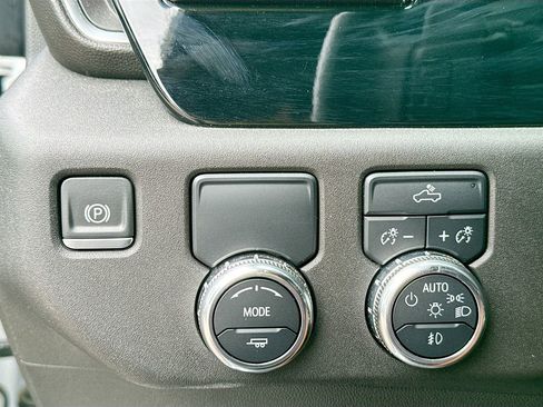 Used 2024 GMC Sierra 1500 Elevation RWD image 19