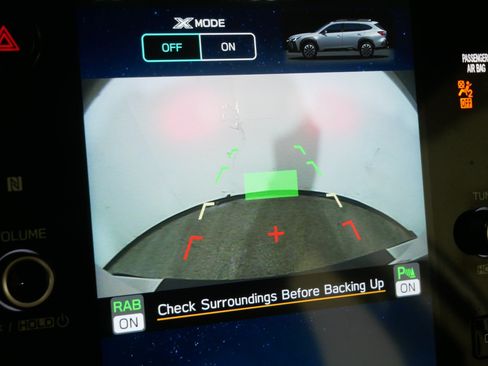 Used 2023 Subaru Outback Limited XT AWD/4WD image 33