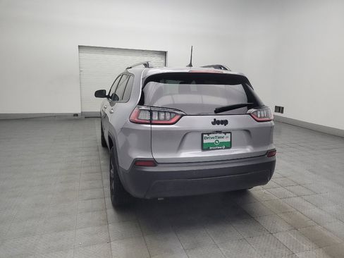 Used 2021 Jeep Cherokee Latitude Plus FWD image 6