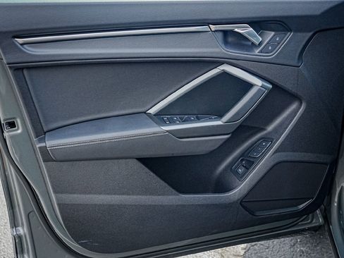 New 2025 Audi Q3 2.0T Premium image 21