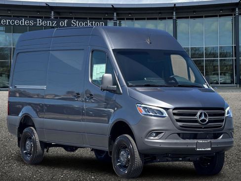 New 2026 Mercedes-Benz Sprinter 2500 image 2