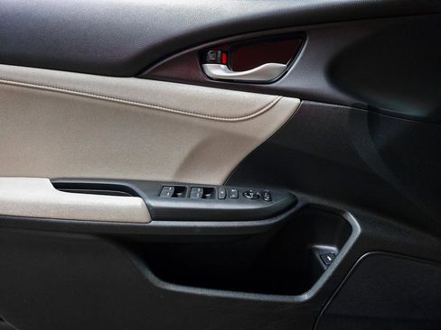 Used 2019 Honda Insight LX image 21