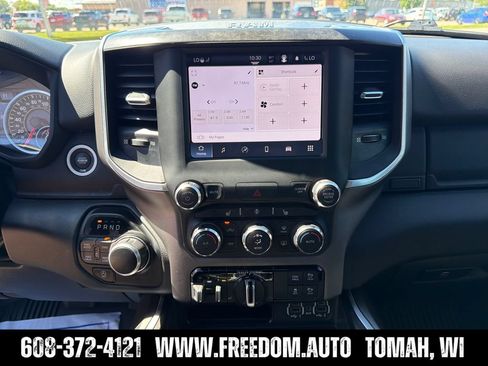 Used 2022 RAM 1500 Big Horn AWD/4WD image 18
