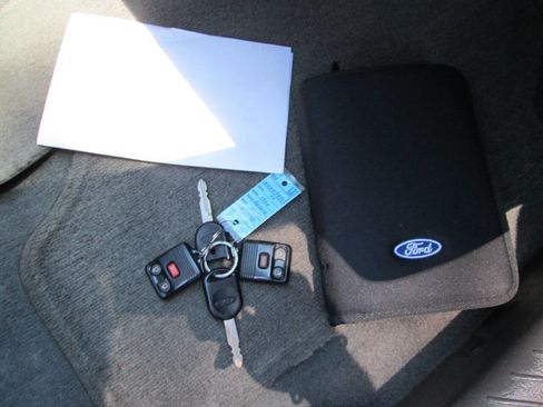 Used 2006 Ford Escape XLT AWD/4WD image 29