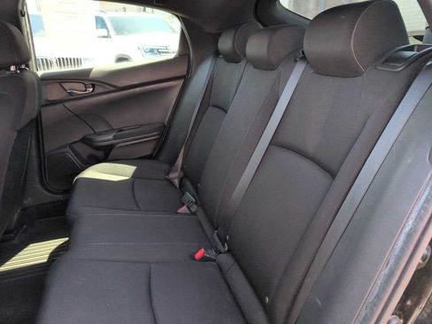 Used 2017 Honda Civic Sport image 10