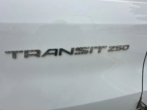 Used 2020 Ford Transit 250 148 High Roof Extended RWD image 3