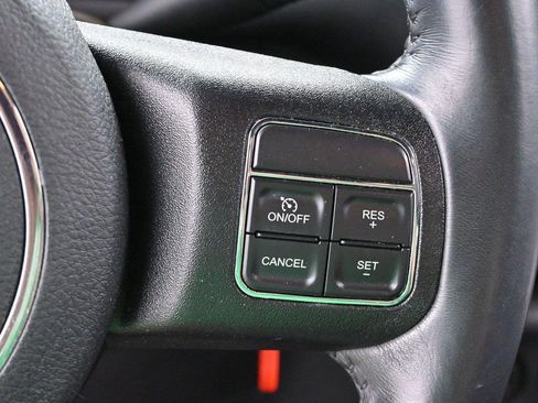 Used 2018 Jeep Wrangler Unlimited Sport S AWD/4WD image 18