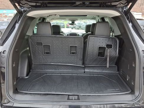 Used 2020 Chevrolet Traverse Premier w/ Redline Edition image 31